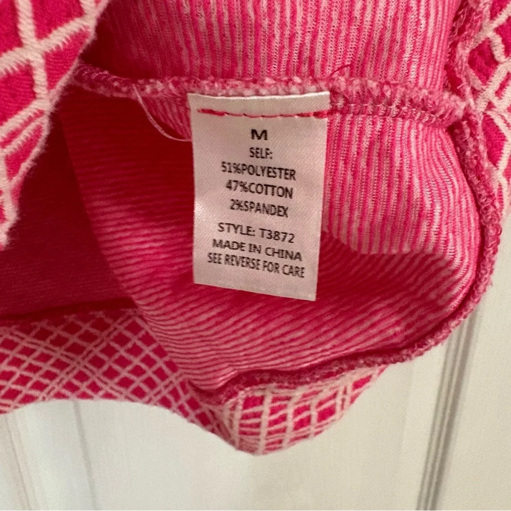 See and Be Seen Pink & White Top - Picture 4 of 6